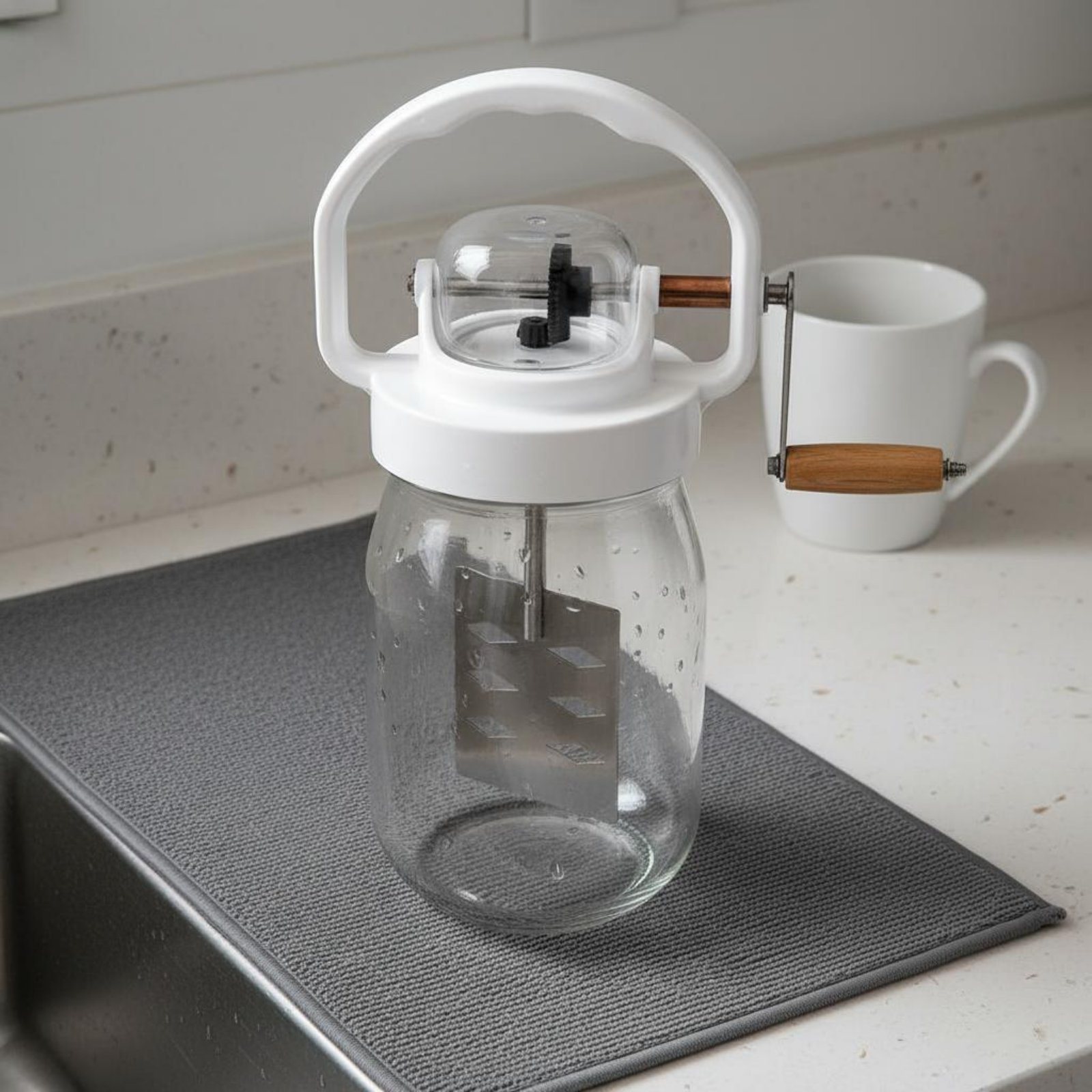 Kitchen Hand Gadgets - Fouet à beurre manuel facile à